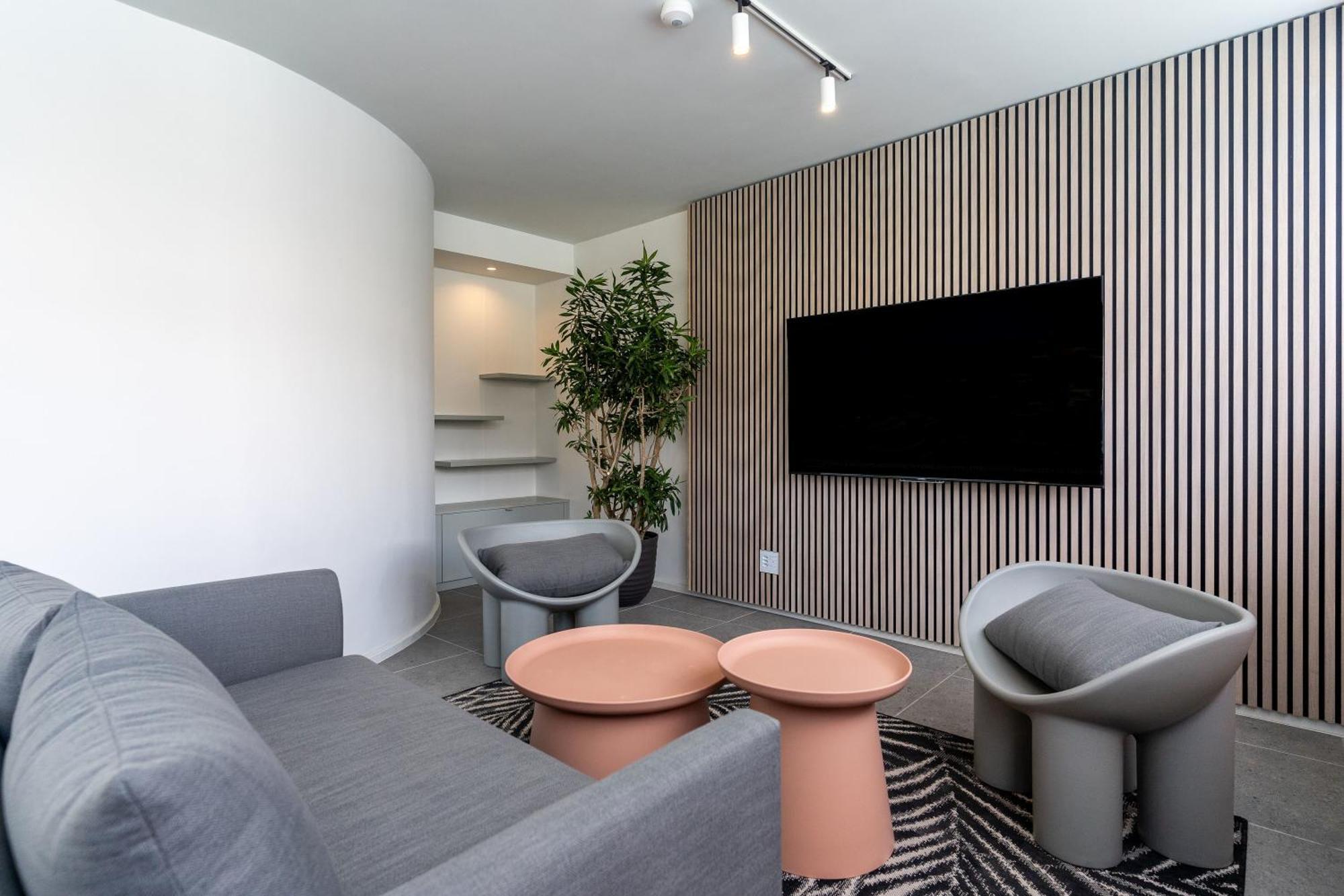 The Rose 604: Central Studio With Rooftop Pool Le Cap Extérieur photo