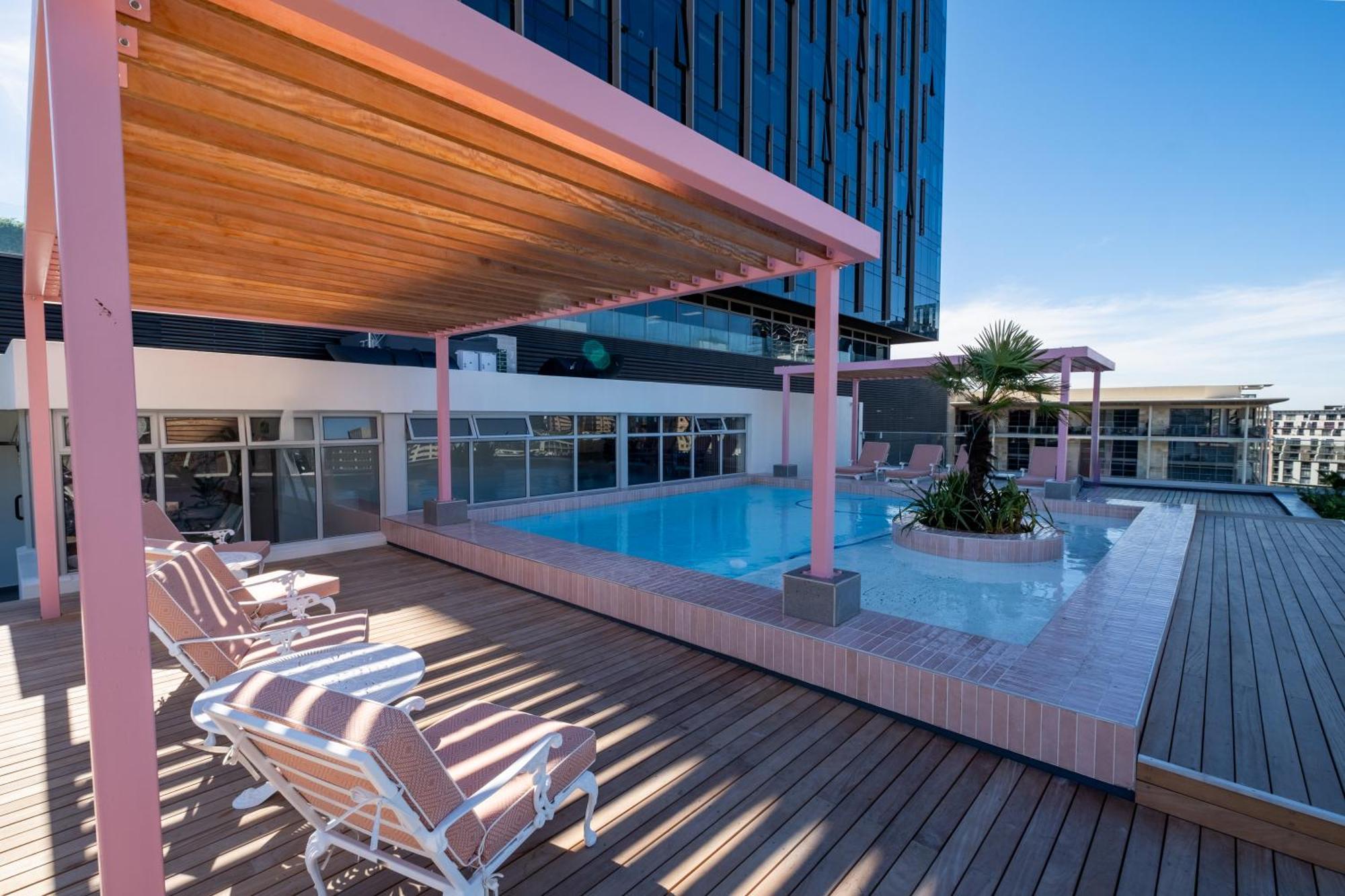 The Rose 604: Central Studio With Rooftop Pool Le Cap Extérieur photo